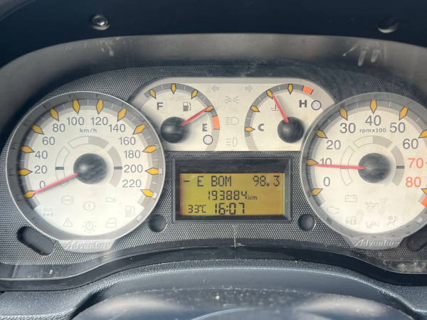 FIAT Palio Weekend 1.8 4P FLEX ADVENTURE LOCKER