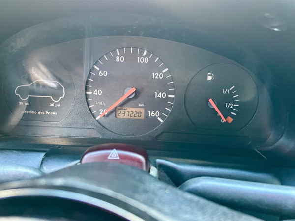 VOLKSWAGEN Gol 1.0 G3 CITY