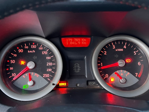 RENAULT Megane Grand Tour 1.6 16V 4P FLEX DYNAMIQUE