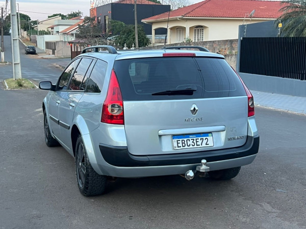 RENAULT Megane Grand Tour 1.6 16V 4P FLEX DYNAMIQUE