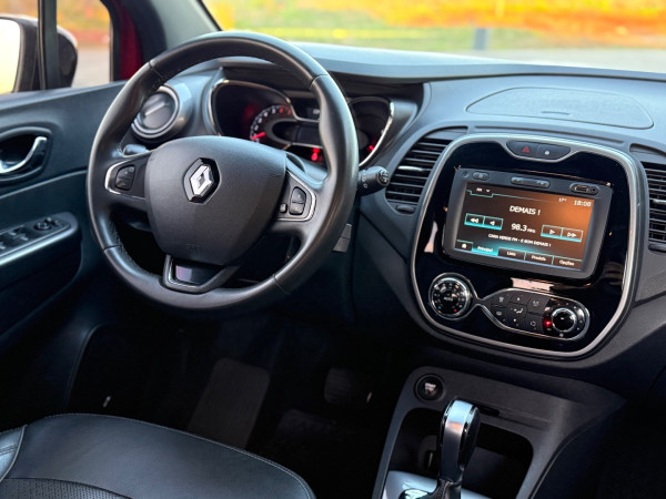 RENAULT Captur 1.6 16V 4P FLEX BOSE AUTOMÁTICO