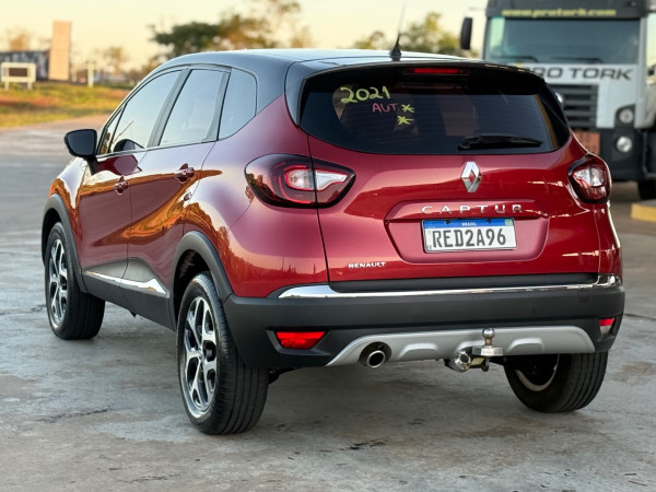 RENAULT Captur 1.6 16V 4P FLEX BOSE AUTOMÁTICO