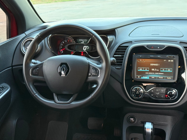 RENAULT Captur 1.6 16V 4P FLEX BOSE AUTOMÁTICO