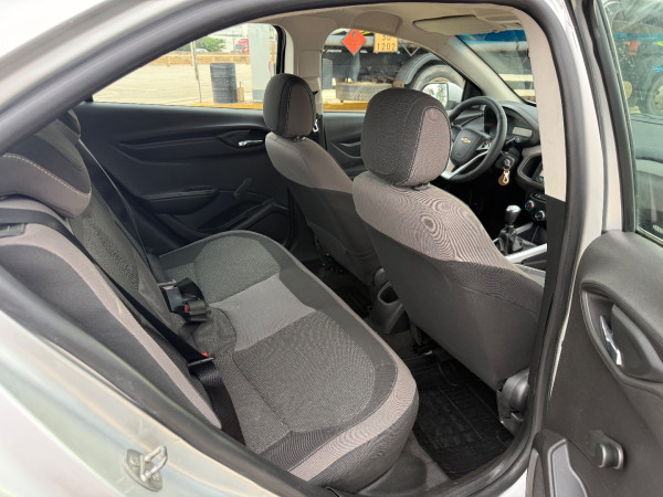 CHEVROLET Prisma 1.4 4P LT FLEX