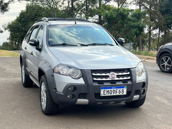 FIAT Palio Weekend 1.8 4P FLEX ADVENTURE LOCKER