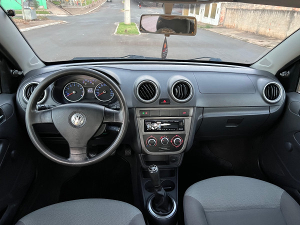 VOLKSWAGEN Voyage 1.6 4P FLEX