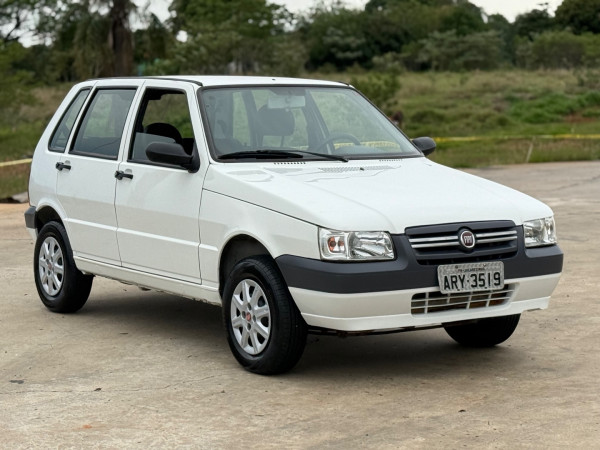 Uno 1.0 4P ECONOMY FLEX