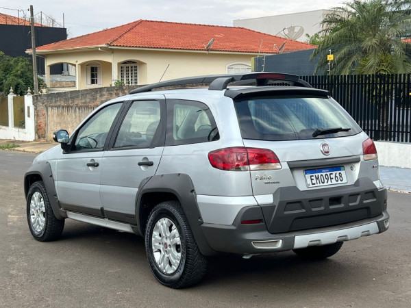 FIAT Palio Weekend 1.8 4P FLEX ADVENTURE LOCKER