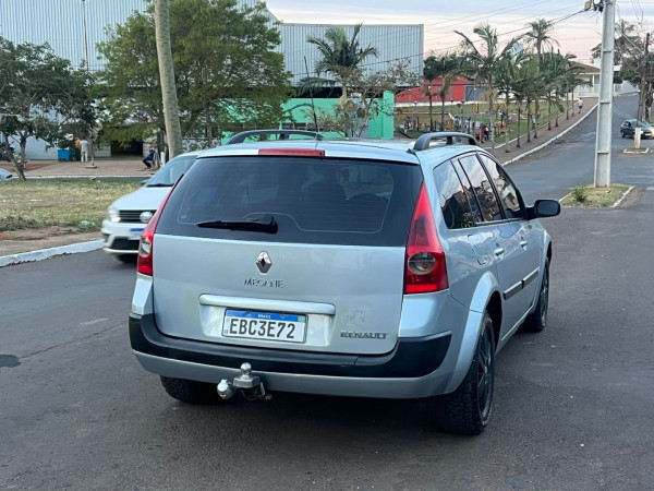 RENAULT Megane Grand Tour 1.6 16V 4P FLEX DYNAMIQUE