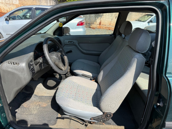 VOLKSWAGEN Gol 1.6 MI CL