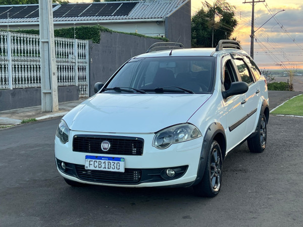 FIAT Palio Weekend 1.4 4P FLEX TREKKING