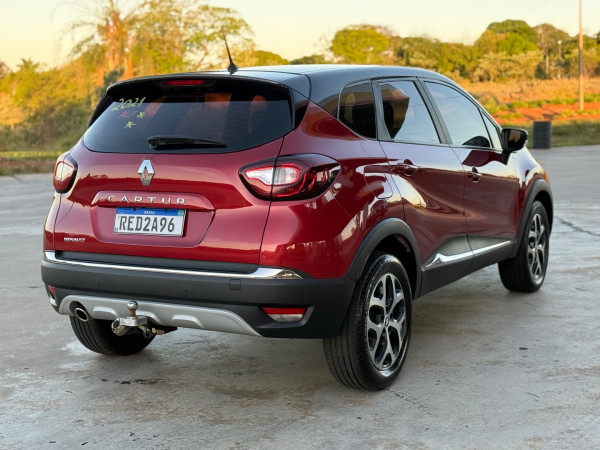 RENAULT Captur 1.6 16V 4P FLEX BOSE AUTOMÁTICO