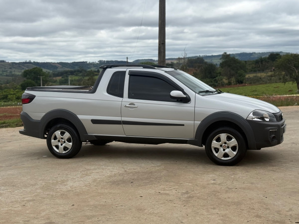 FIAT Strada 1.4 FLEX HARD WORKING CABINE ESTENDIDA