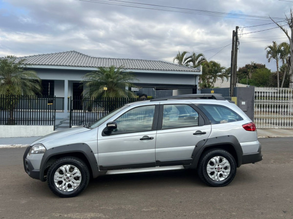 FIAT Palio Weekend 1.8 4P FLEX ADVENTURE LOCKER