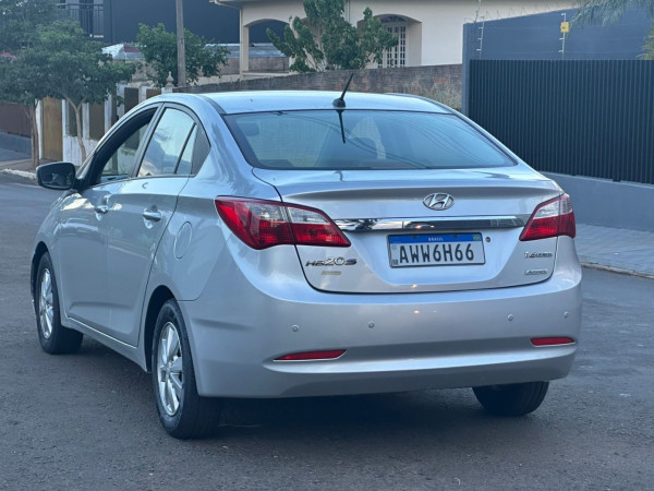 HYUNDAI HB 20 Sedan 1.6 16V 4P FLEX COMFORT PLUS AUTOMÁTICO