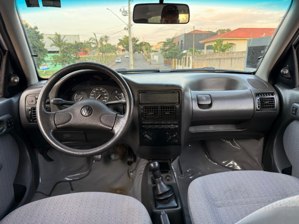 VOLKSWAGEN Gol 1.6 I