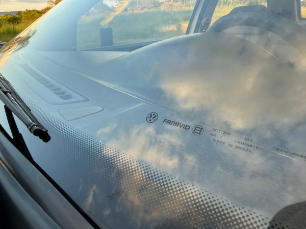 VOLKSWAGEN Gol 1.0 MI