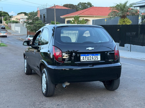CHEVROLET Celta 1.0 4P VHCE FLEX LIFE