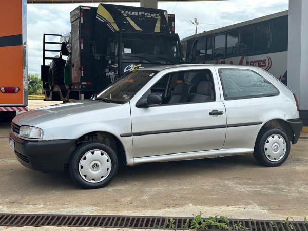 VOLKSWAGEN Gol 1.0 I