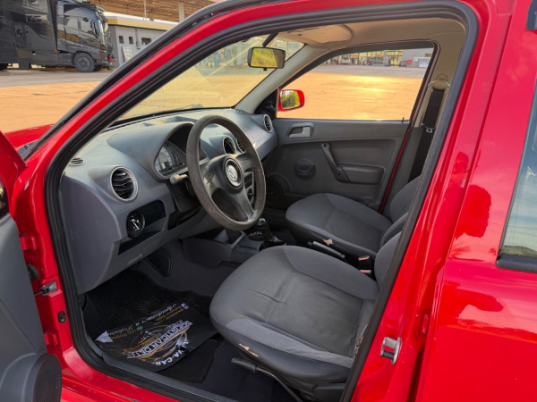 VOLKSWAGEN Gol 1.0 4P G4 TREND FLEX