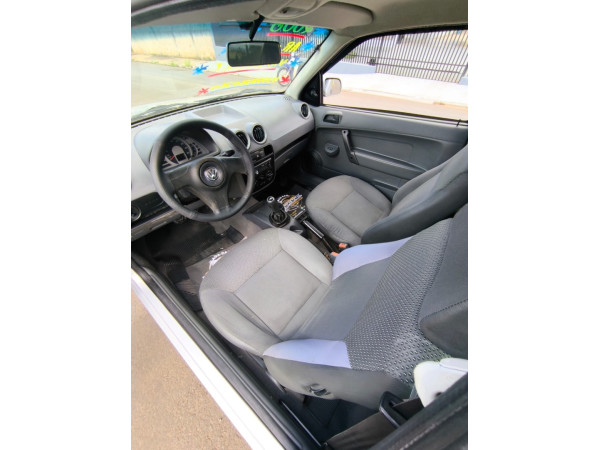 VOLKSWAGEN Gol 1.0 G4 FLEX