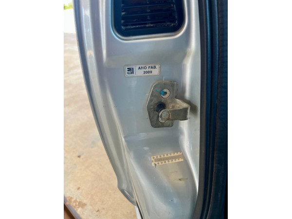 CHEVROLET Montana 1.4 FLEX CONQUEST