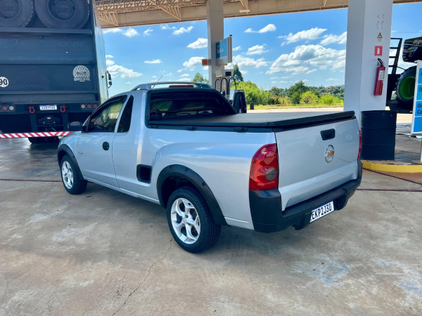 CHEVROLET Montana 1.4 FLEX CONQUEST