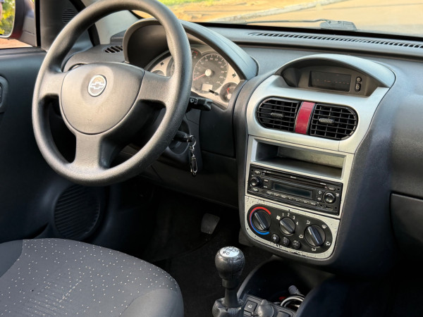 CHEVROLET Corsa Hatch 1.4 4P PREMIUM FLEX