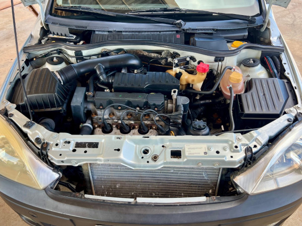 CHEVROLET Montana 1.4 FLEX CONQUEST