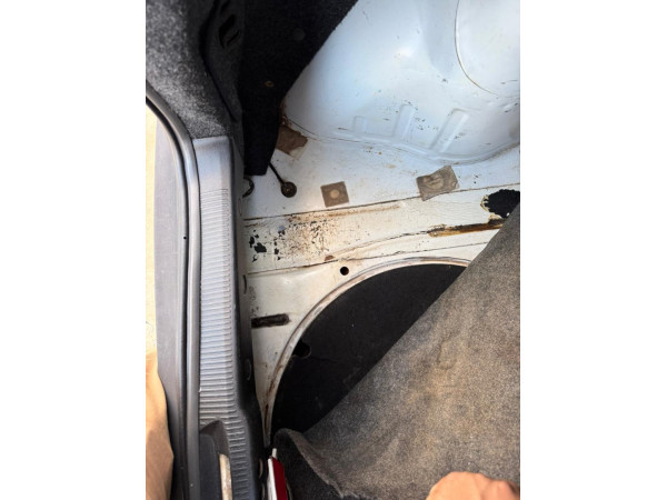 VOLKSWAGEN Gol 1.0 MI