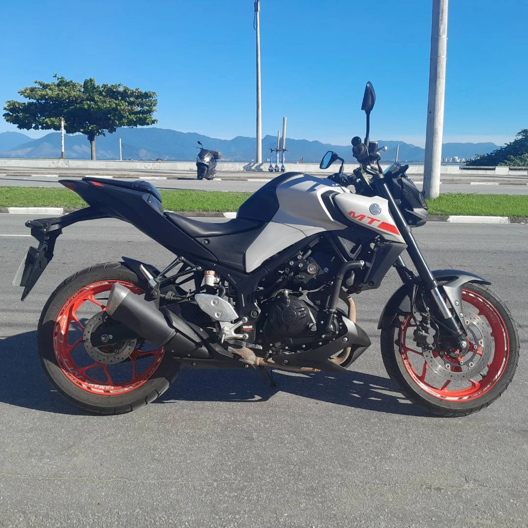 MT-03 ABS 