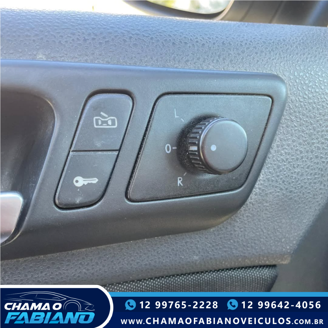 VOLKSWAGEN Polo Sedan 1.6 4P FLEX COMFORTLINE I-MOTION AUTOMATIZADO VOLKSWAGEN Polo Sedan 1.6 4P FLEX COMFORTLINE I-MOTION AUTOMATIZADO