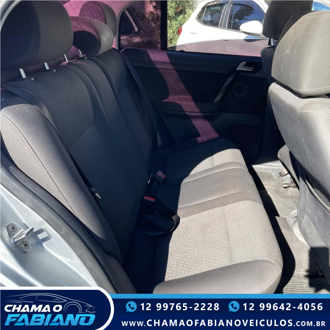 VOLKSWAGEN Polo Sedan 1.6 4P FLEX COMFORTLINE I-MOTION AUTOMATIZADO VOLKSWAGEN Polo Sedan 1.6 4P FLEX COMFORTLINE I-MOTION AUTOMATIZADO
