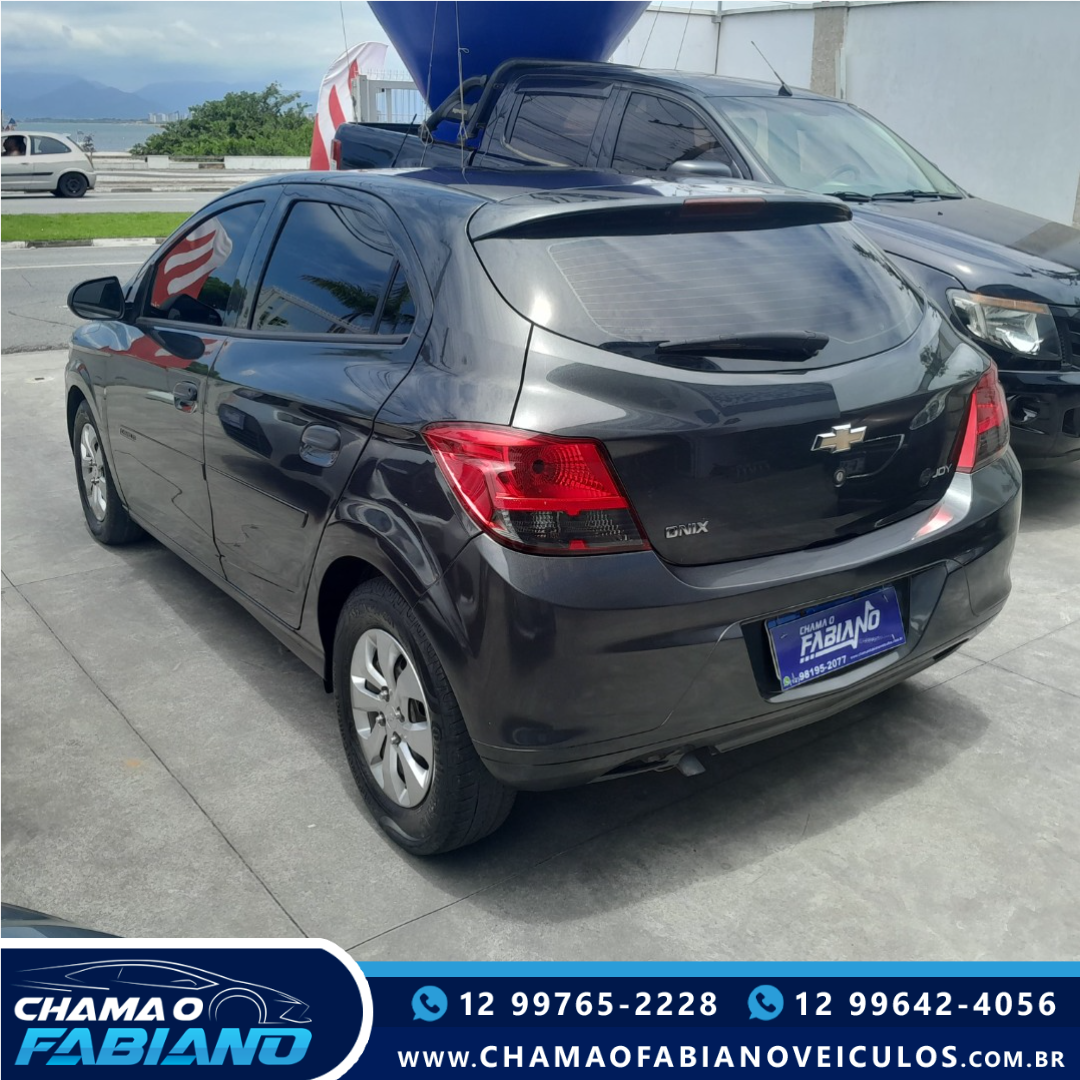 CHEVROLET Onix Hatch 1.0 4P FLEX JOY