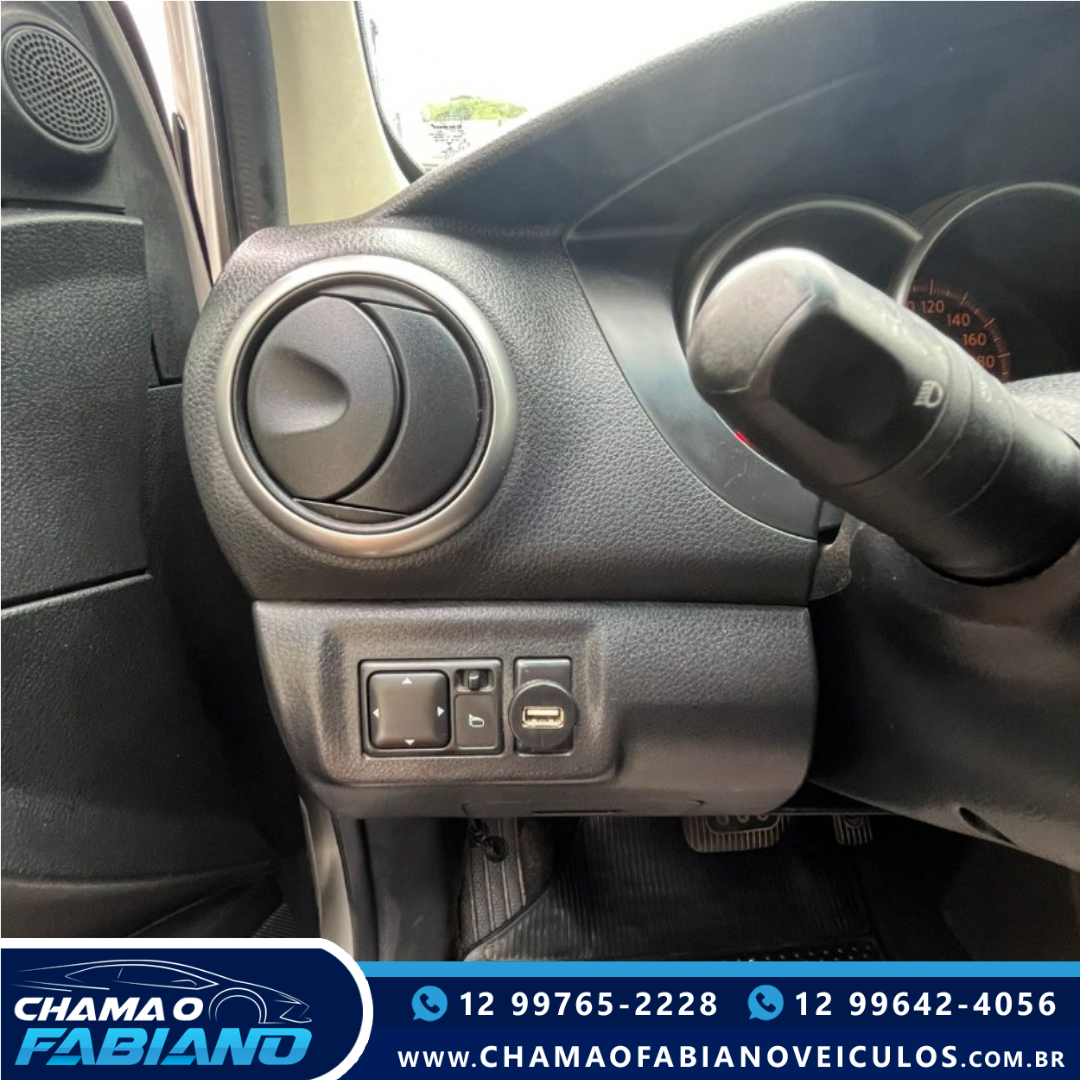 NISSAN Grand Livina 1.8 16V 4P SL FLEX AUTOMÁTICO