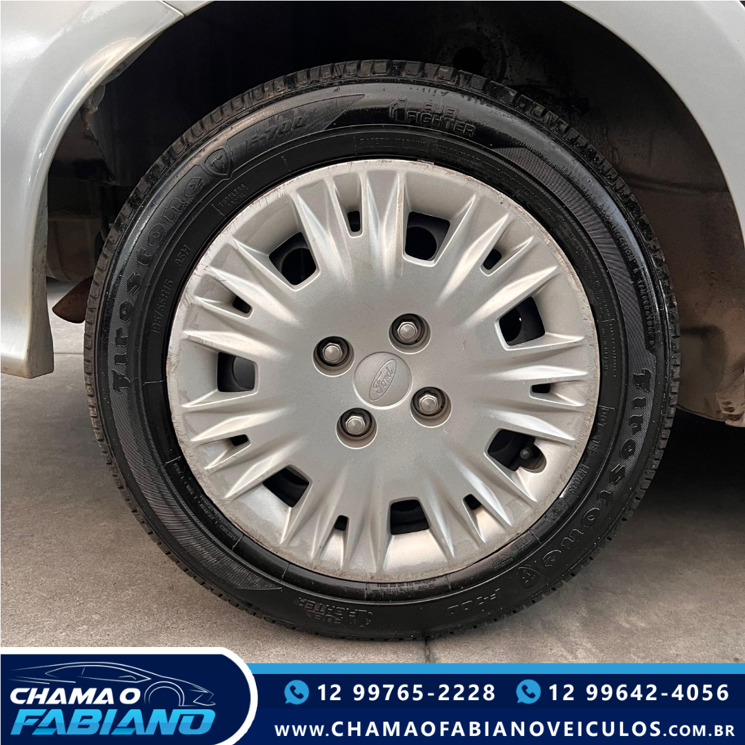 Ka + Sedan 1.5 12V 4P TI-VCT SE PLUS FLEX AUTOMÁTICO