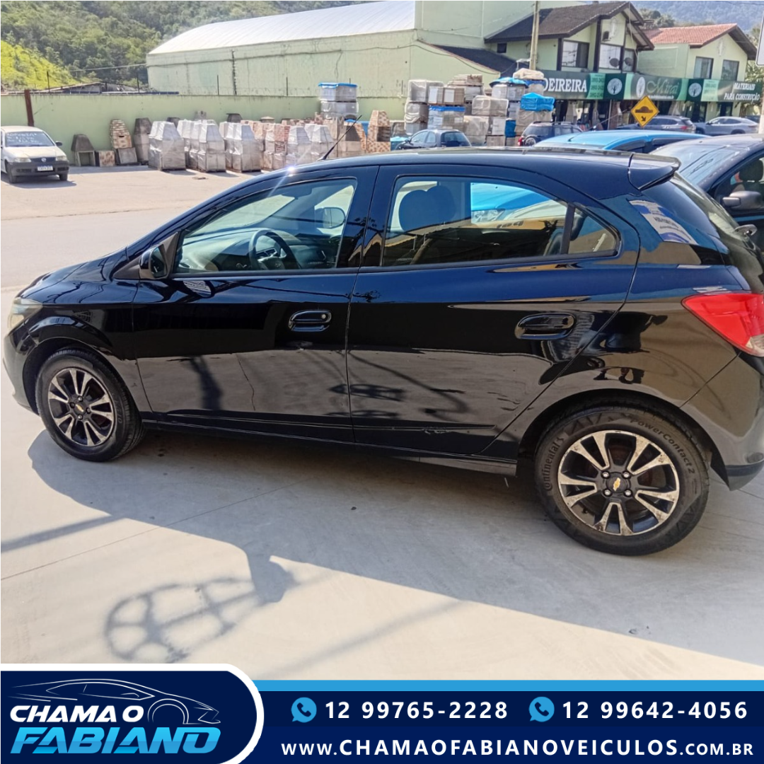CHEVROLET Onix Hatch 1.4 4P FLEX LTZ