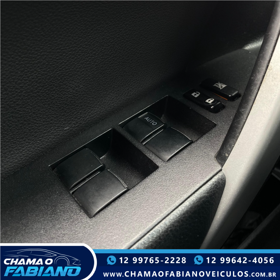 Corolla 1.8 16V 4P GLI UPPER FLEX AUTOMÁTICO