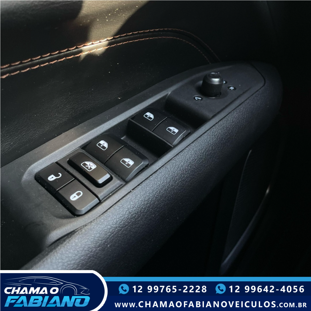 Commander 1.3 16V 4P FLEX T270 LIMITED TURBO AUTOMÁTICO