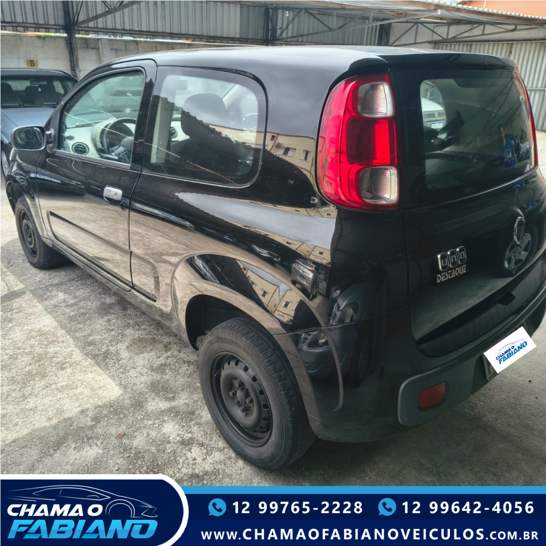 FIAT Uno 1.0 FLEX VIVACE