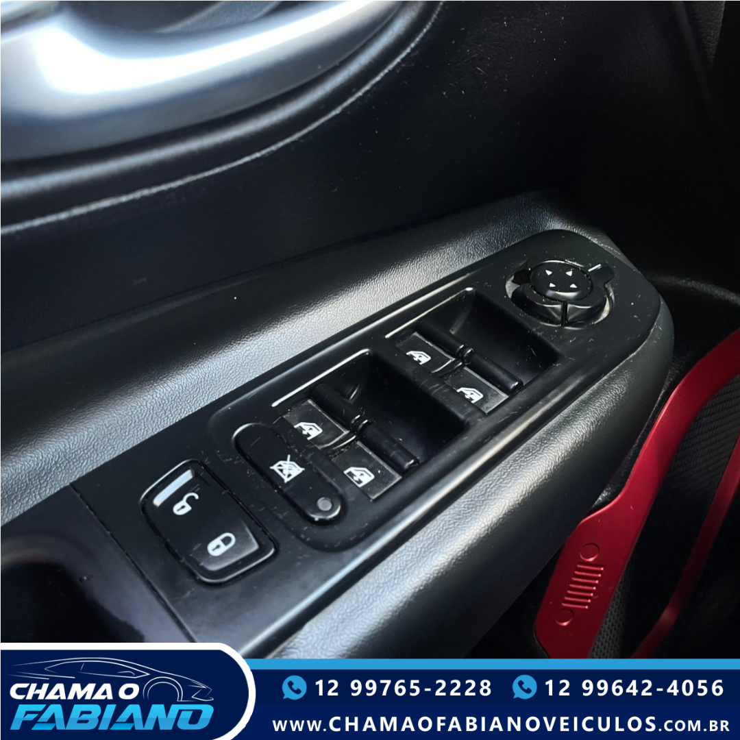 JEEP Renegade 2.0 16V 4P TURBO DIESEL TRAILHAWK 4X4 AUTOMÁTICO