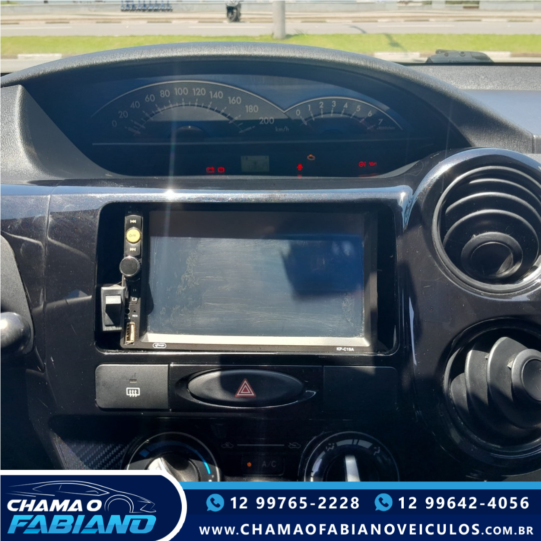 TOYOTA Etios Hatch 1.3 16V 4P FLEX X