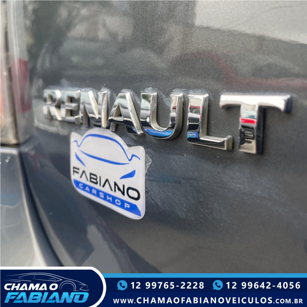 RENAULT Sandero 1.6 16V 4P FLEX STEPWAY RENAULT Sandero 1.6 16V 4P FLEX STEPWAY