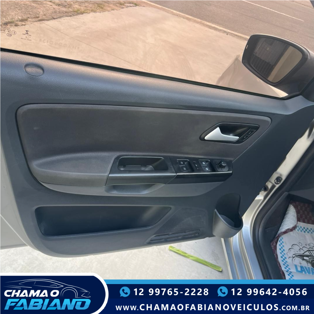 VOLKSWAGEN Fox 1.6 4P TRENDLINE FLEX
