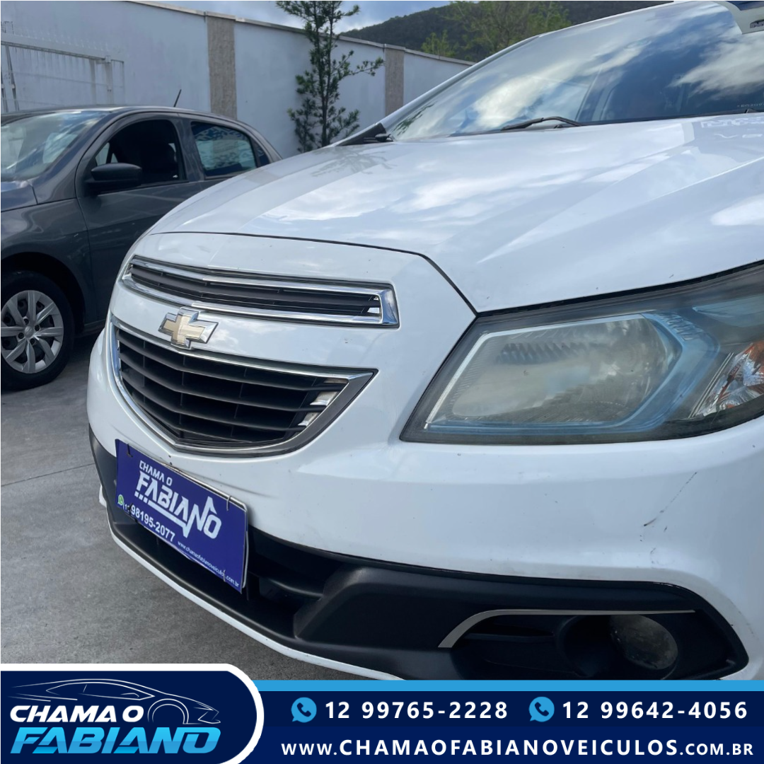 CHEVROLET Onix Hatch 1.4 4P FLEX LTZ CHEVROLET Onix Hatch 1.4 4P FLEX LTZ