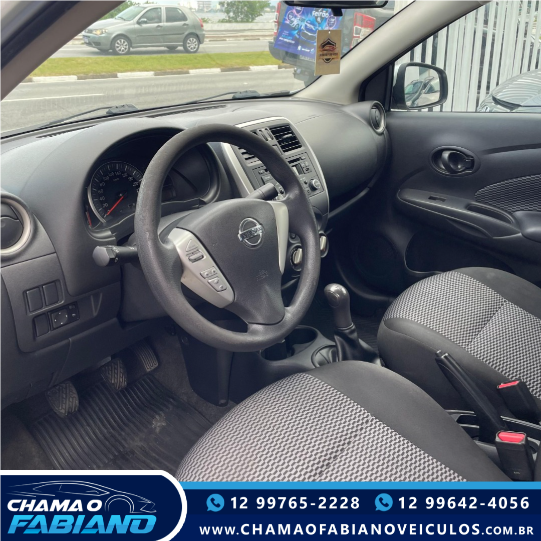 Versa Sedan 1.0 4P FLEX S