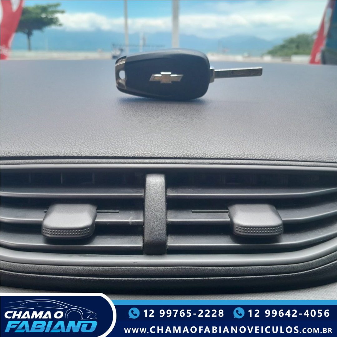 CHEVROLET Onix Hatch 1.0 4P FLEX JOY