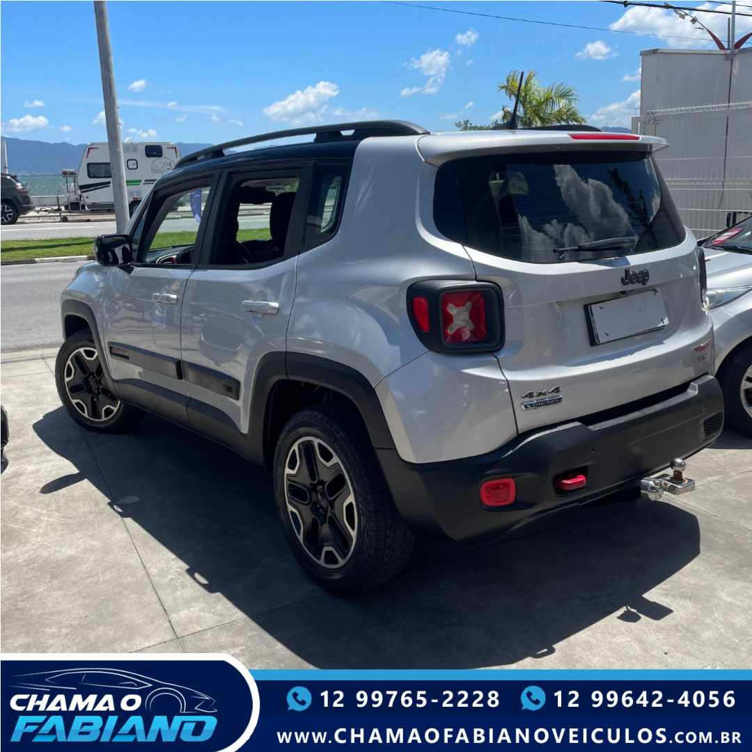 JEEP Renegade 2.0 16V 4P TURBO DIESEL TRAILHAWK 4X4 AUTOMÁTICO