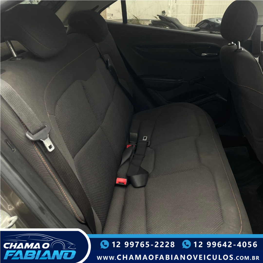 CHEVROLET Onix Hatch 1.0 4P FLEX LT CHEVROLET Onix Hatch 1.0 4P FLEX LT