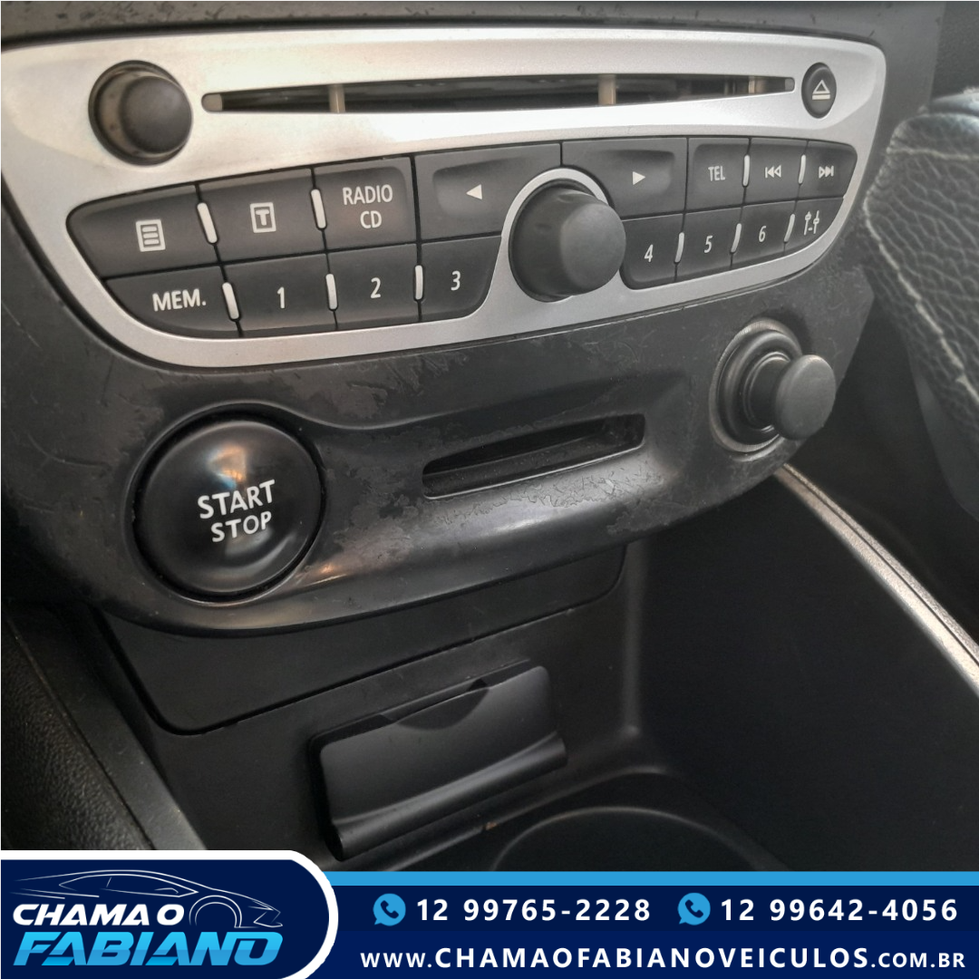 RENAULT Fluence 2.0 16V 4P FLEX DYNAMIQUE AUTOMÁTICO